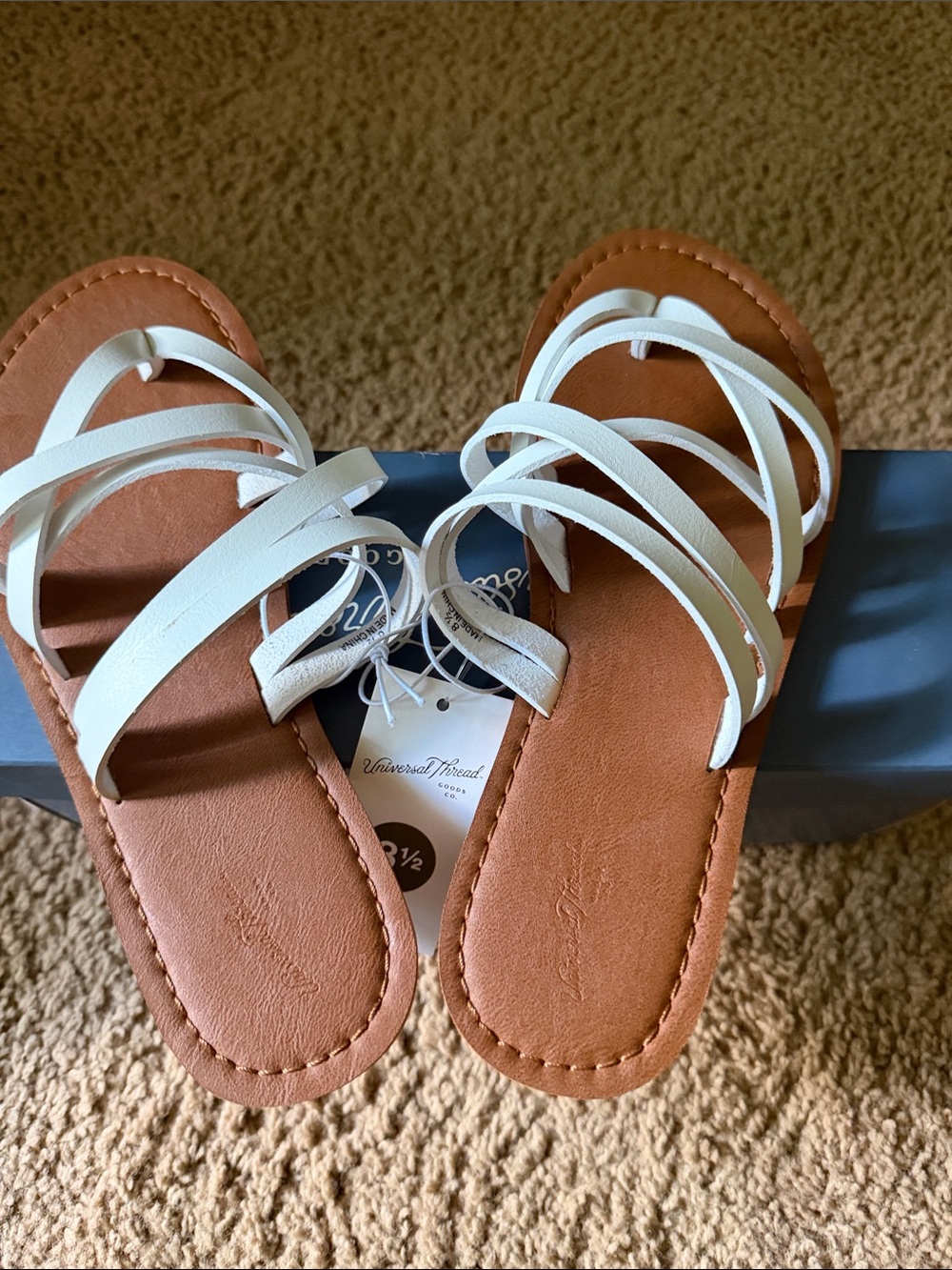 Universal Thread White Strappy Slide Sandals with Tan Footbed